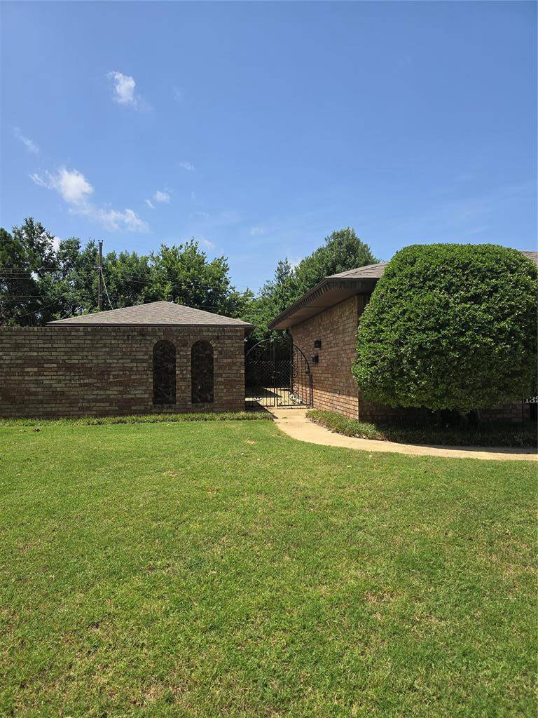 1324 SW 72nd ST, Oklahoma City, OK 73159
