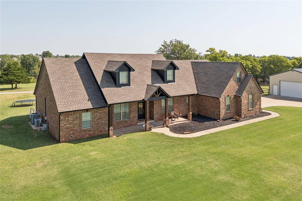 4721 SE 34th ST, Moore, OK 73165