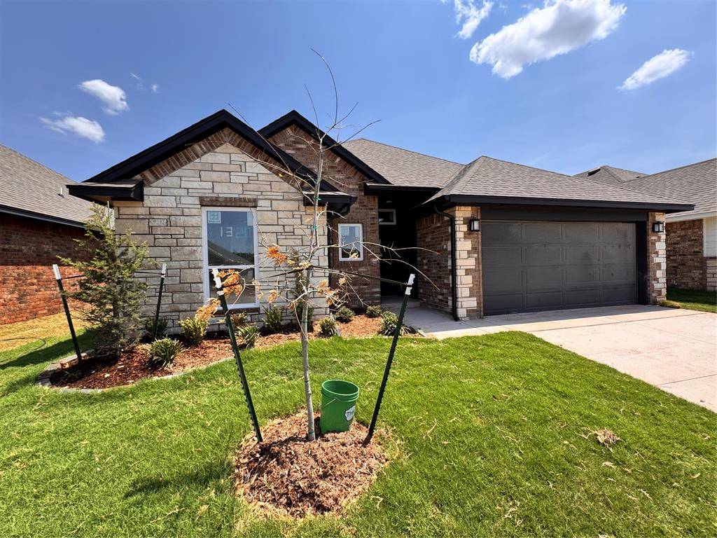 1320 Colonial AVE, Tuttle, OK 73089
