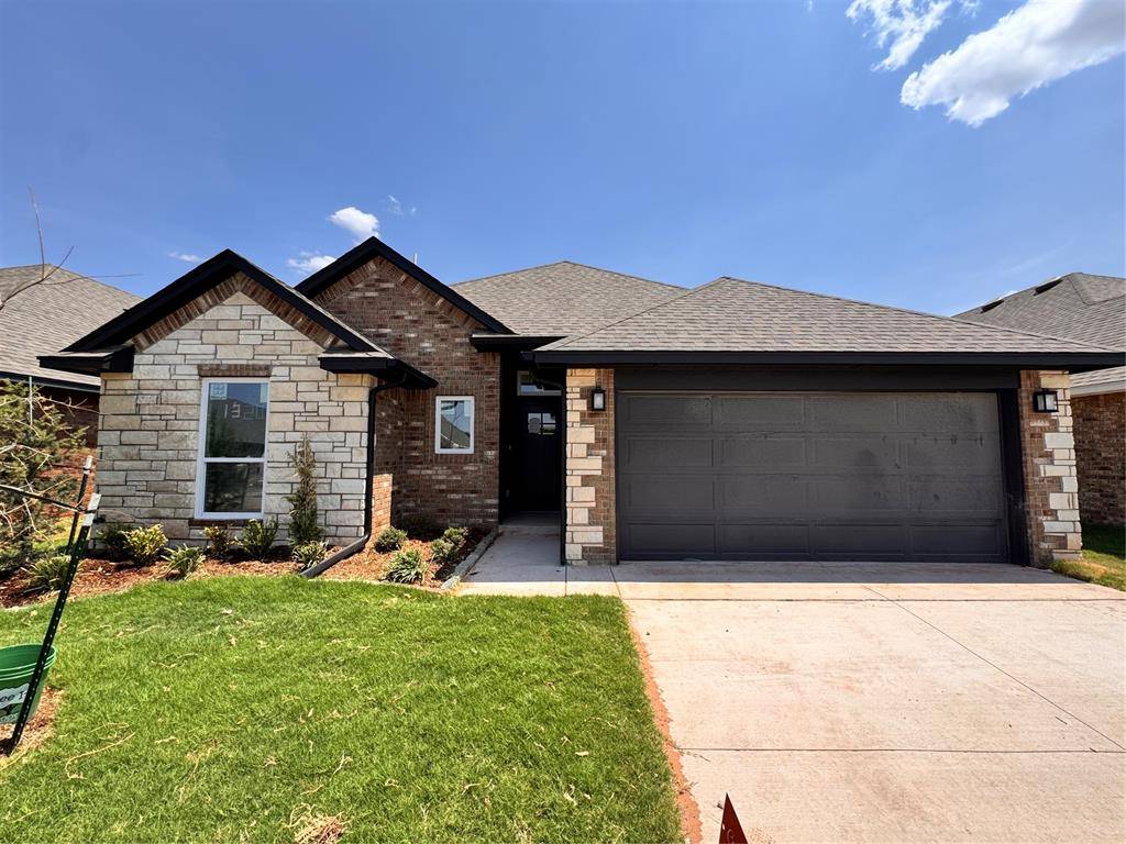 1320 Colonial AVE, Tuttle, OK 73089