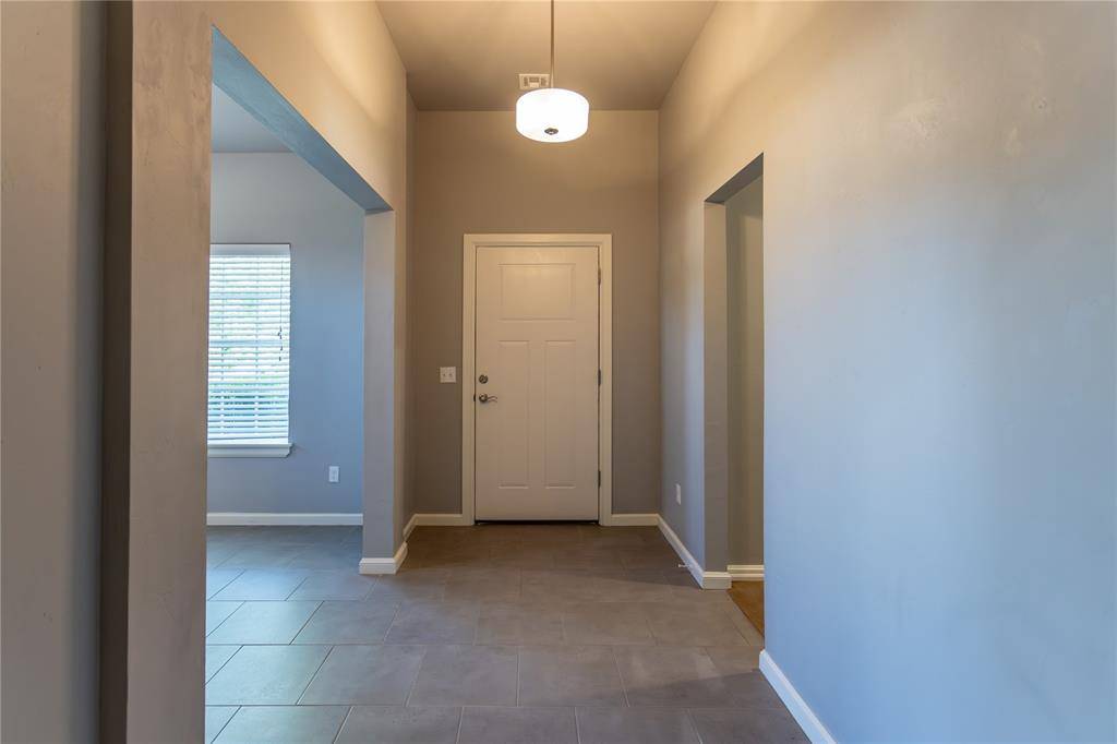 11244 NW 102nd ST, Yukon, OK 73099