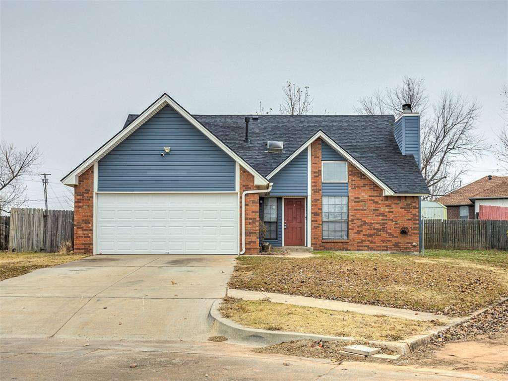 2101 NE 11th ST, Moore, OK 73160