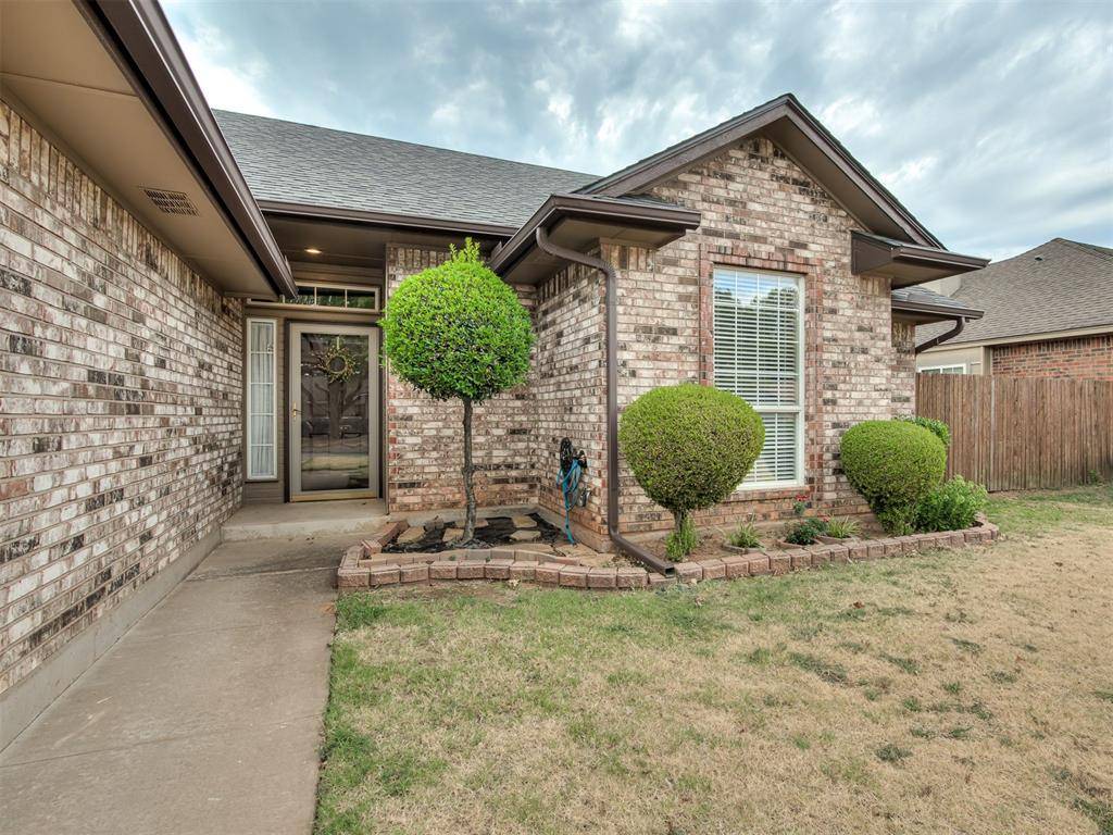 9620 Blue Bonnet PL, Oklahoma City, OK 73128