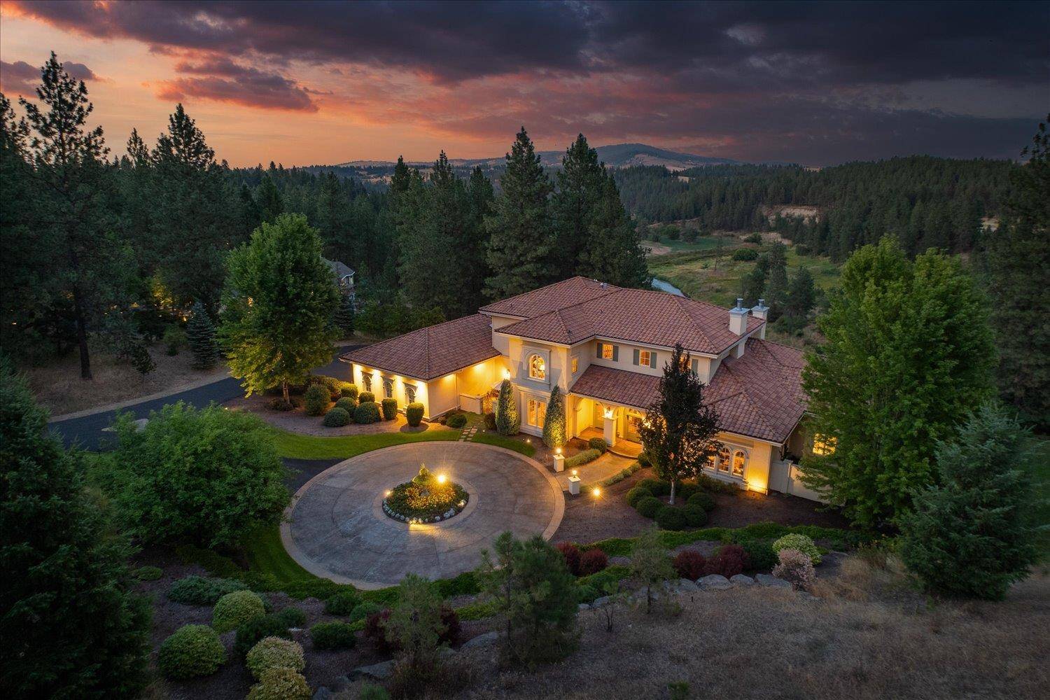 13417 S Bluegrouse Ln, Spokane, WA 99224