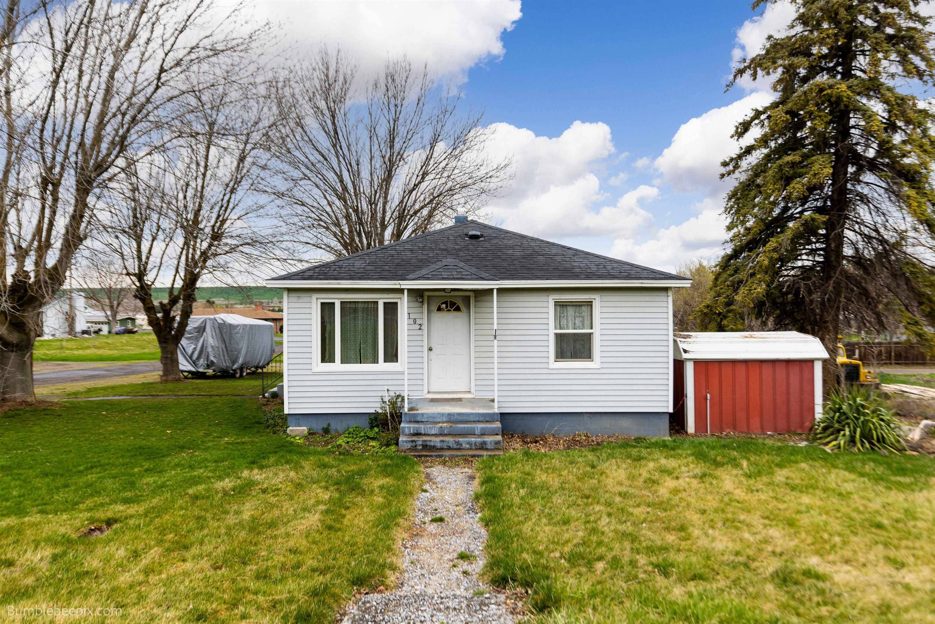 102 N Star Ave, La Crosse, WA 99143