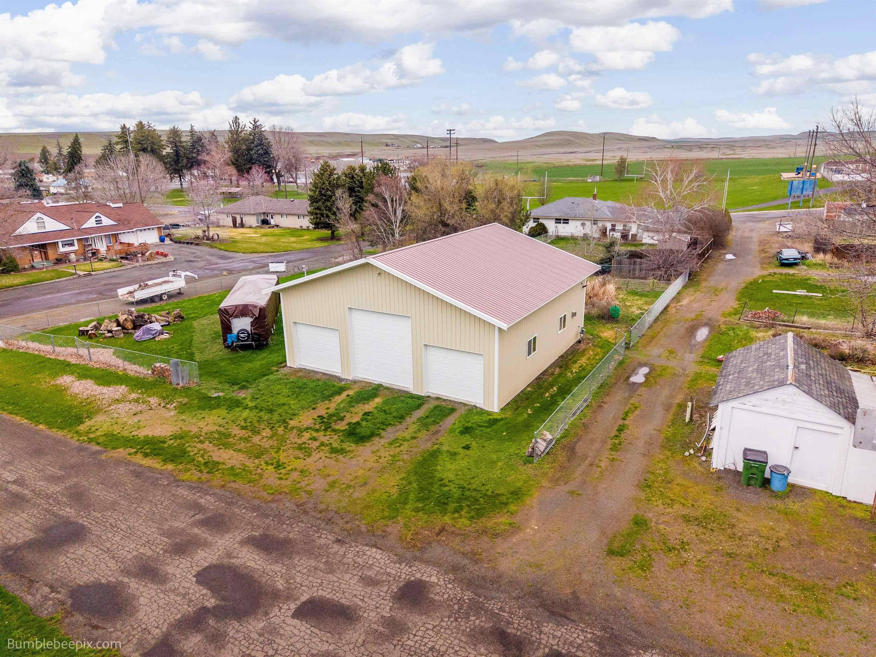 102 N Star Ave, La Crosse, WA 99143