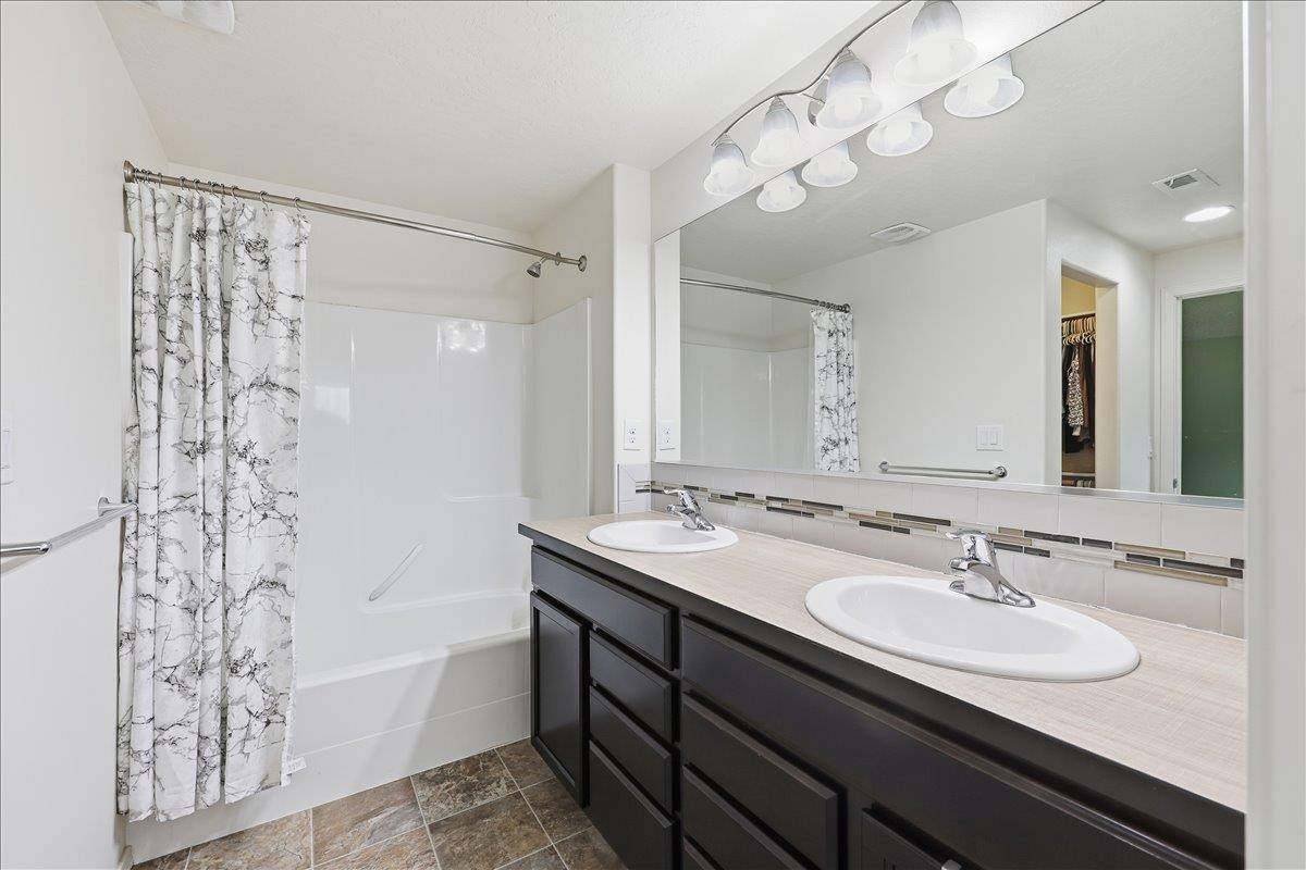 8810 W 8th Ave, Spokane, WA 99224