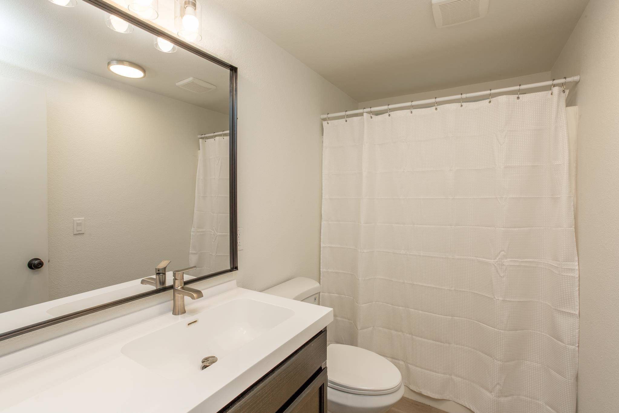 4631D N Swenson Rd, Clayton, WA 99109