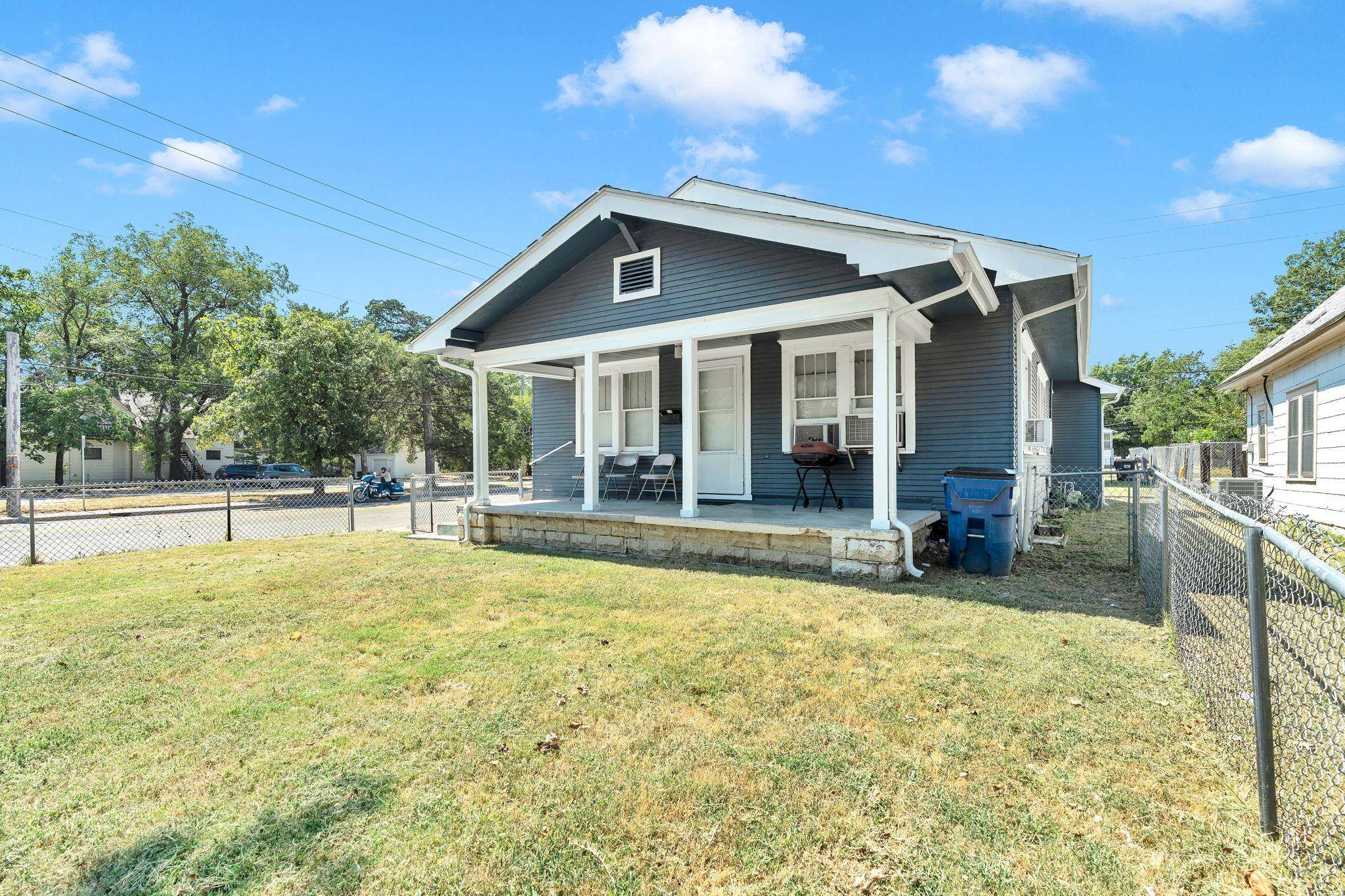 1147 S Main, Wichita, KS 67213