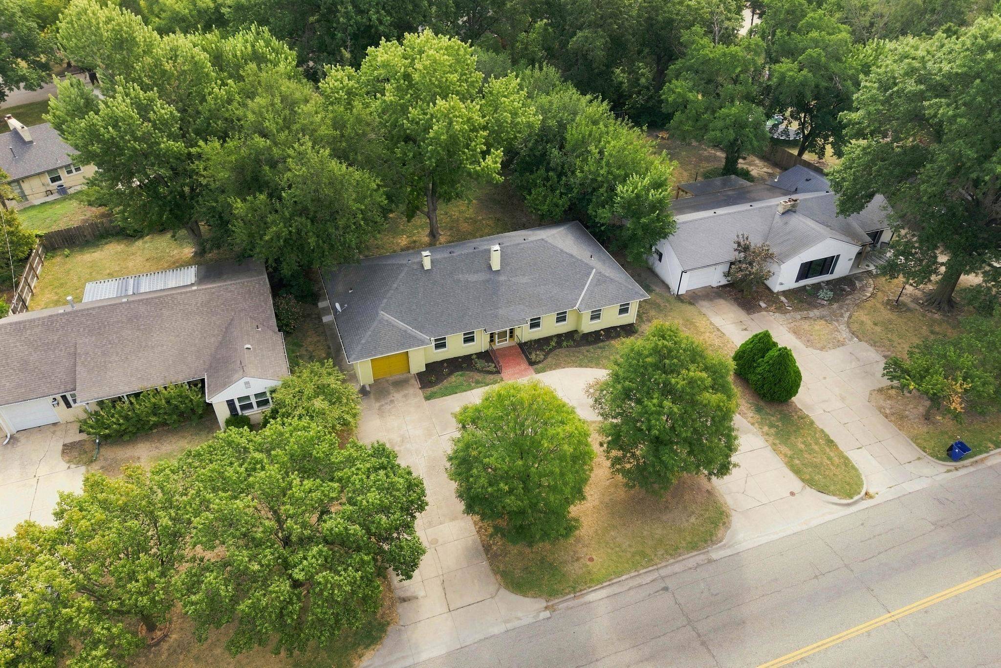230 N Edgemoor, Wichita, KS 67208