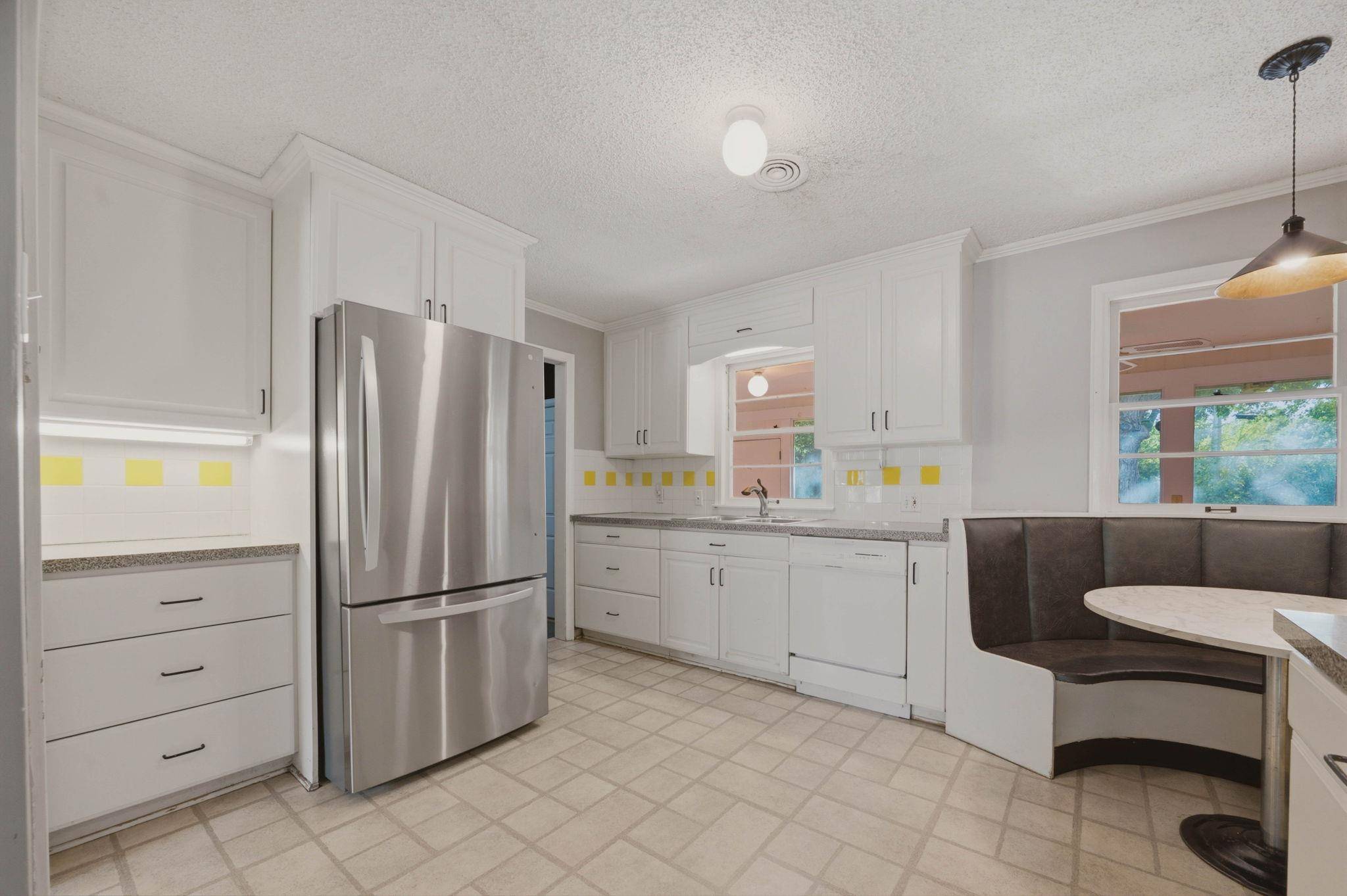 230 N Edgemoor, Wichita, KS 67208