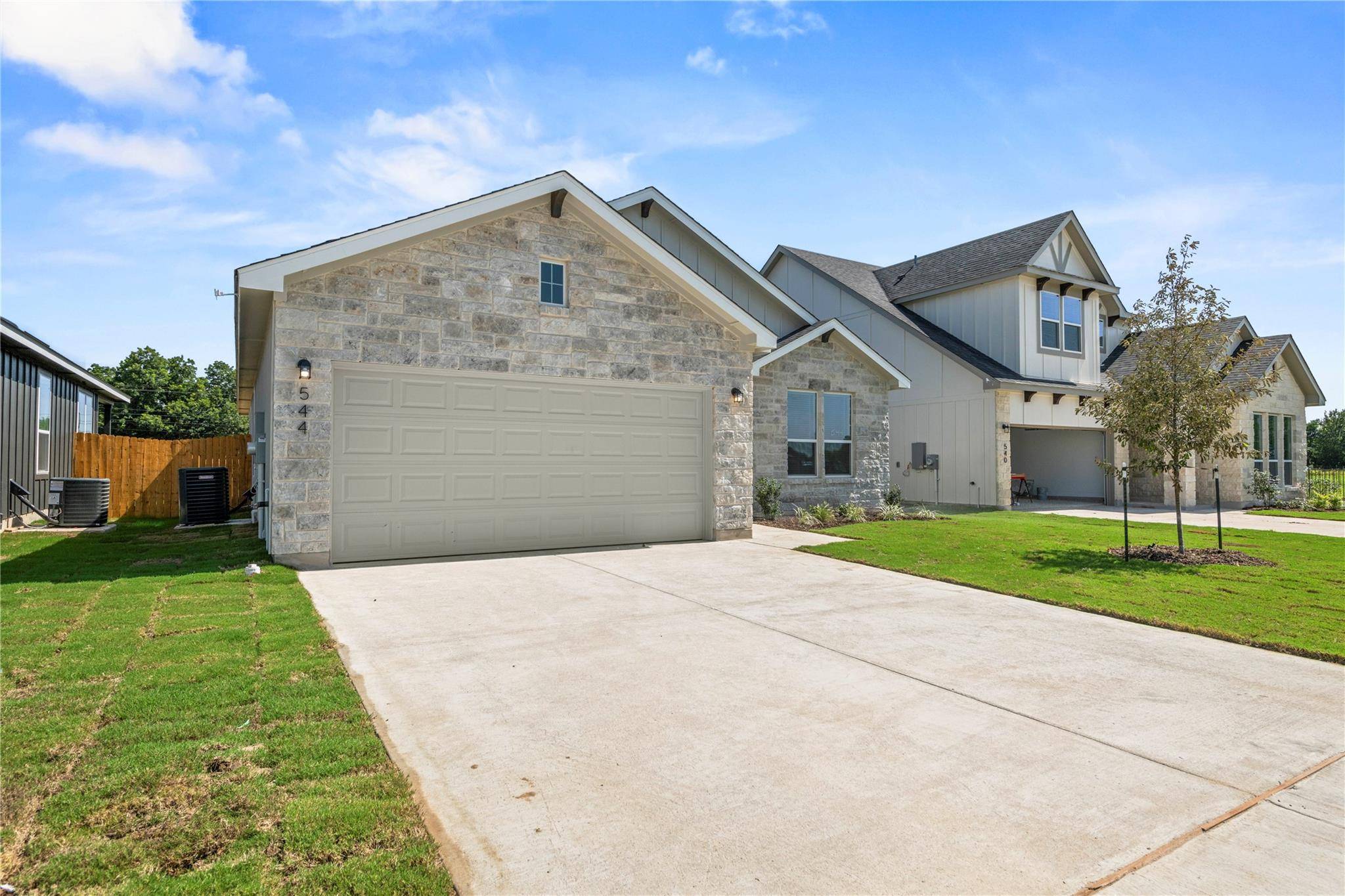 544 Gus LOOP, Georgetown, TX 78626