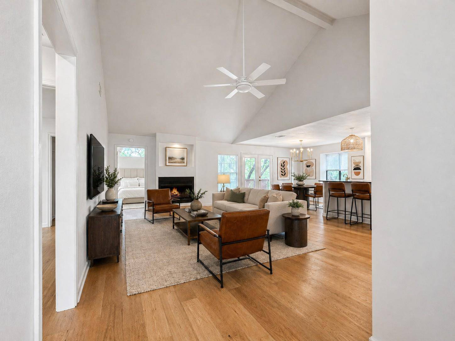 34 Pebblebrook LN, Wimberley, TX 78676