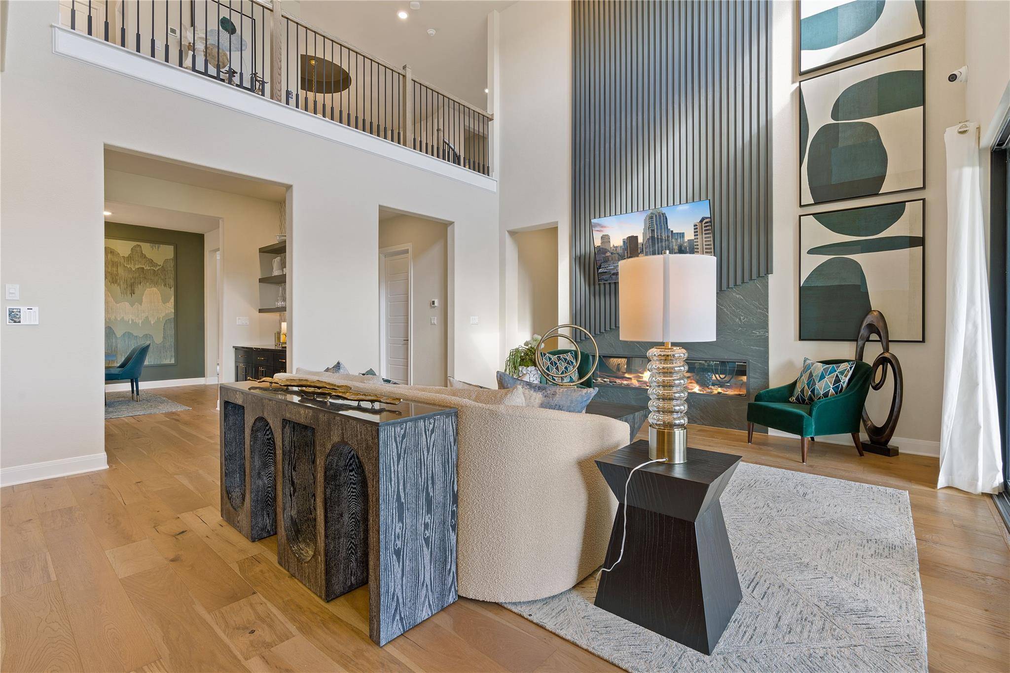 1300 Shelby LN, Georgetown, TX 78628