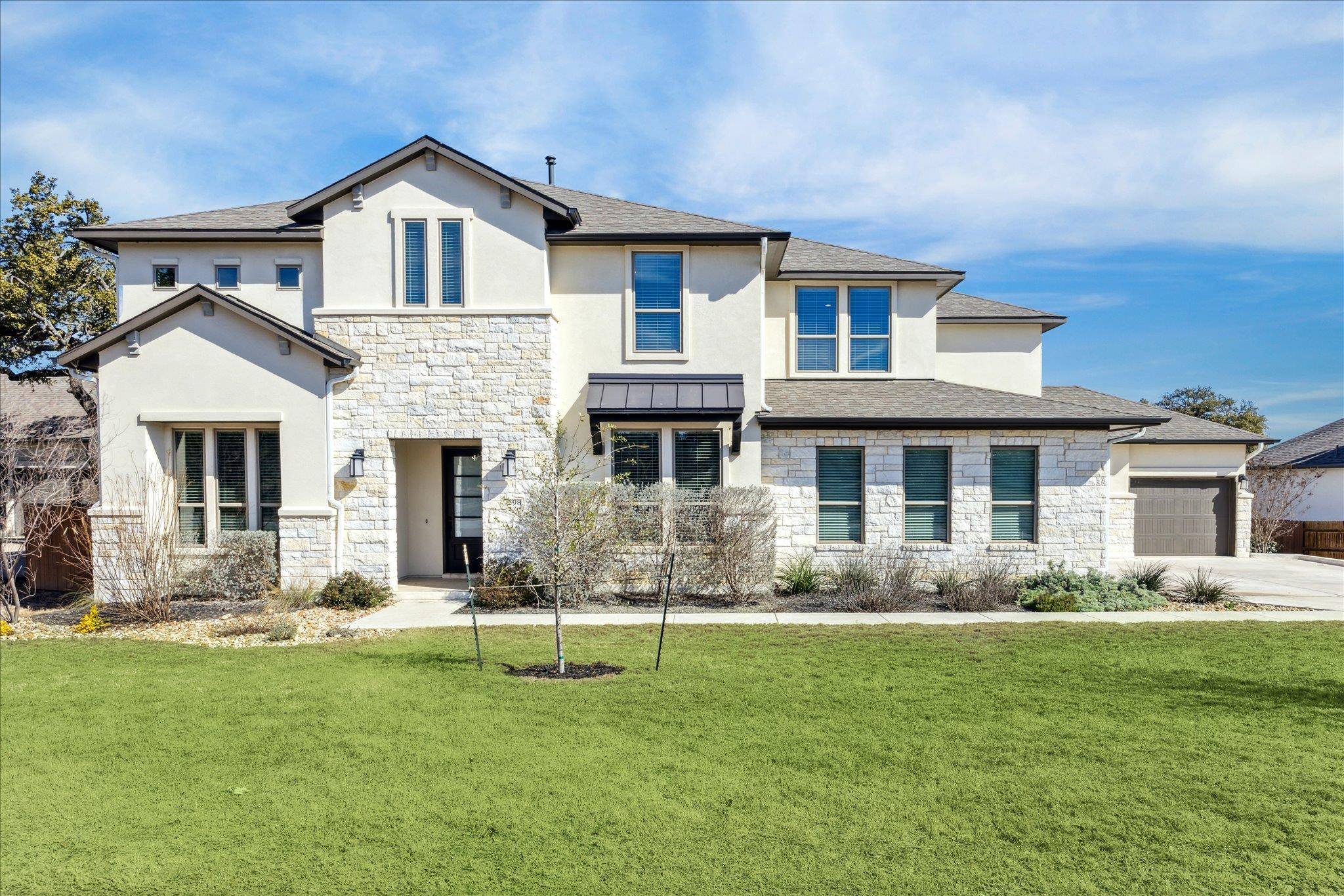 298 Premier Park LOOP, Dripping Springs, TX 78620