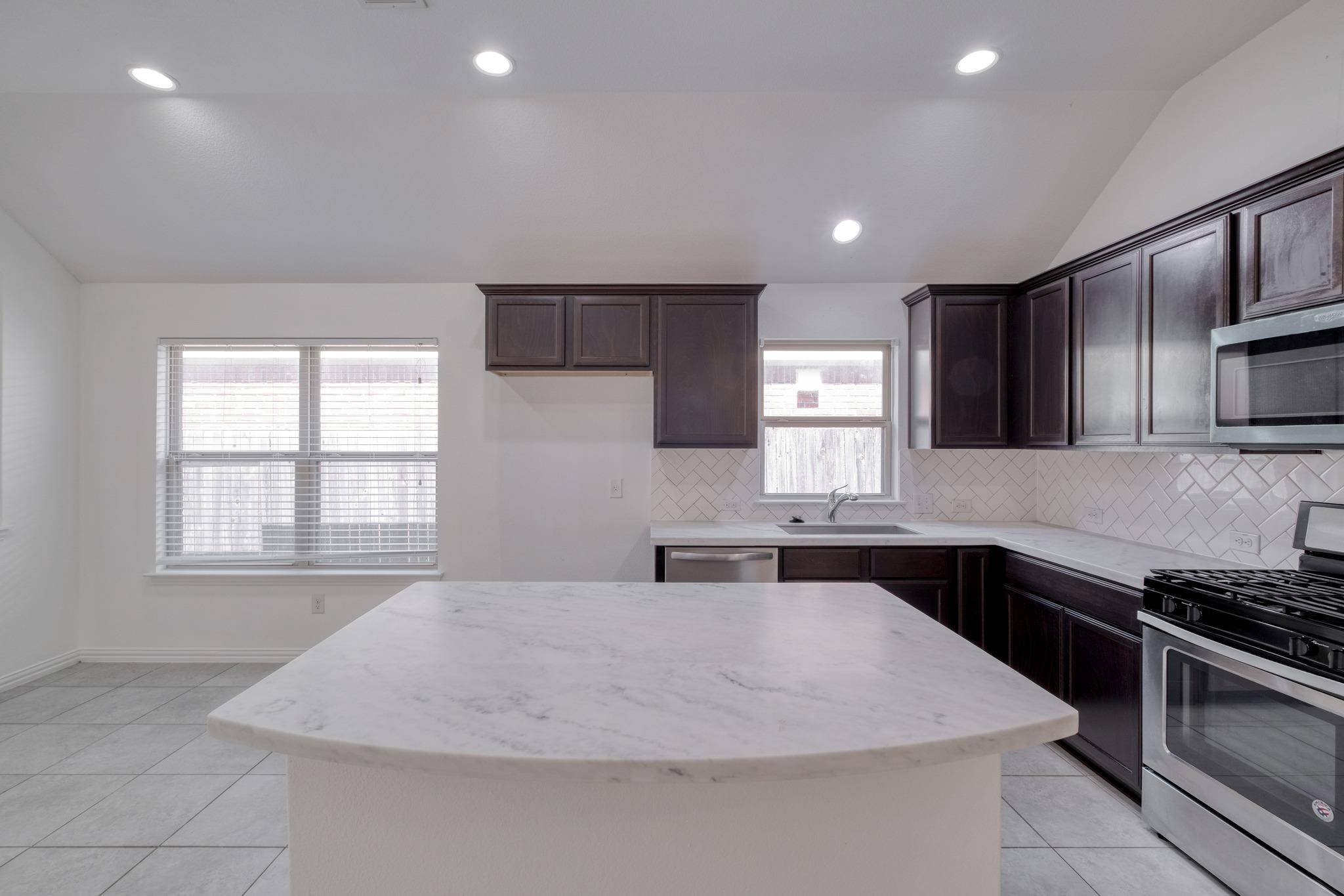 20000 Rhiannon LN, Pflugerville, TX 78660