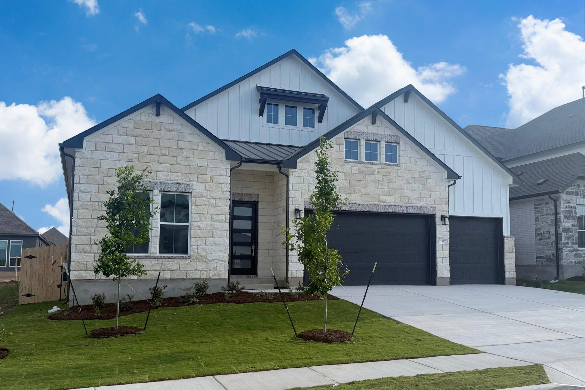 17313 Silverman DR, Pflugerville, TX 78660