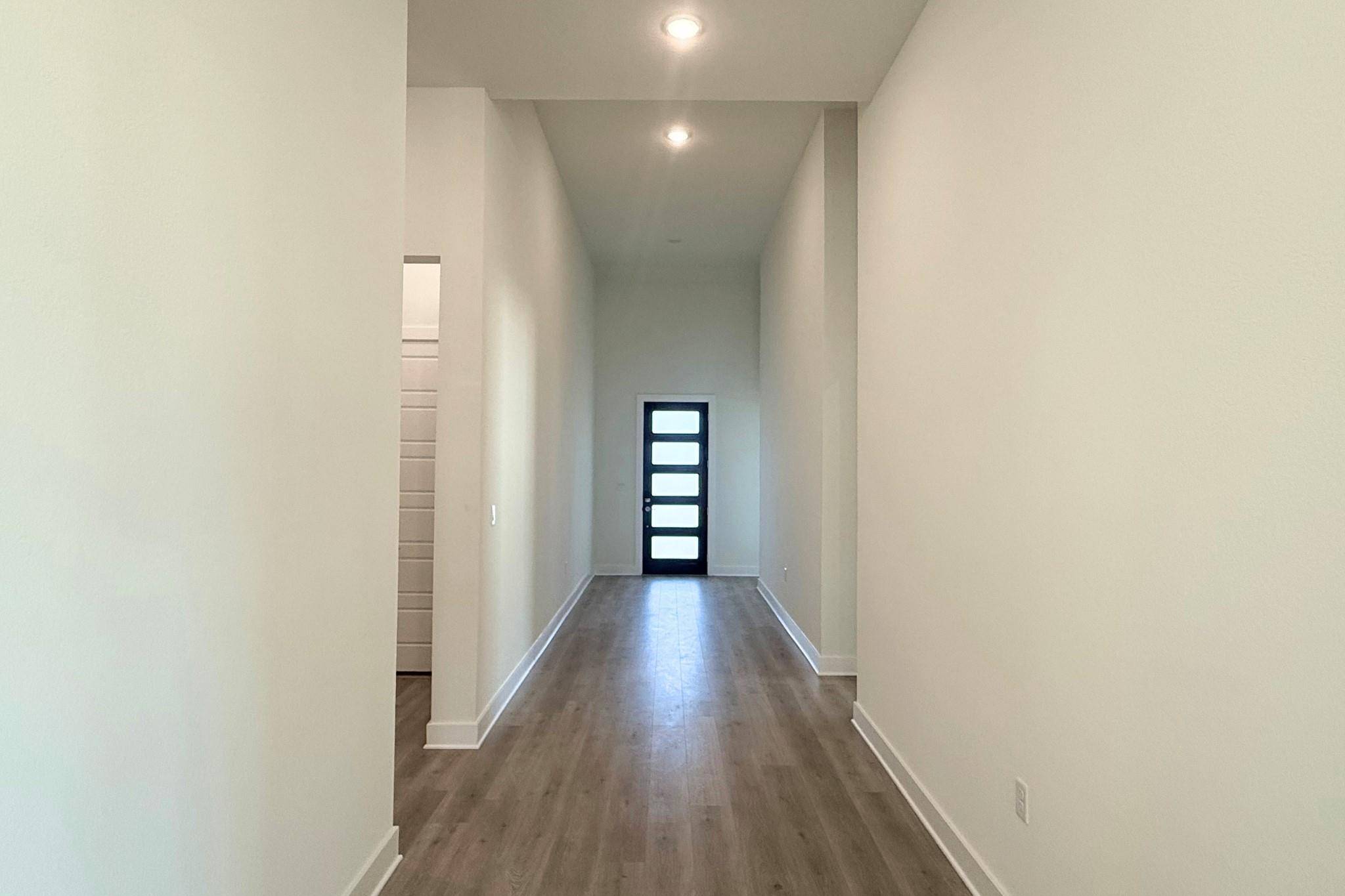 17313 Silverman DR, Pflugerville, TX 78660