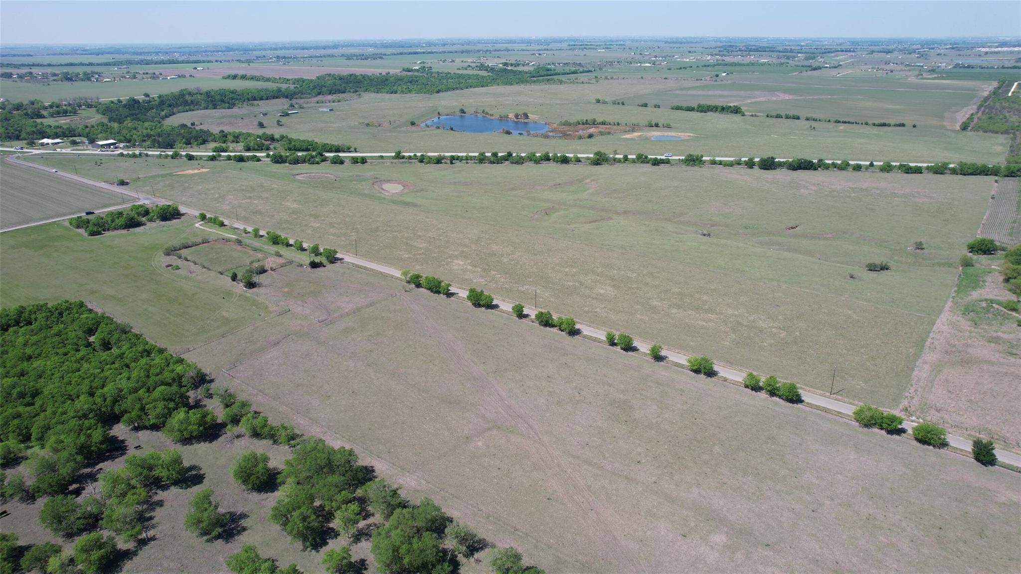 452 Tx-95 RDS, Taylor, TX 76574