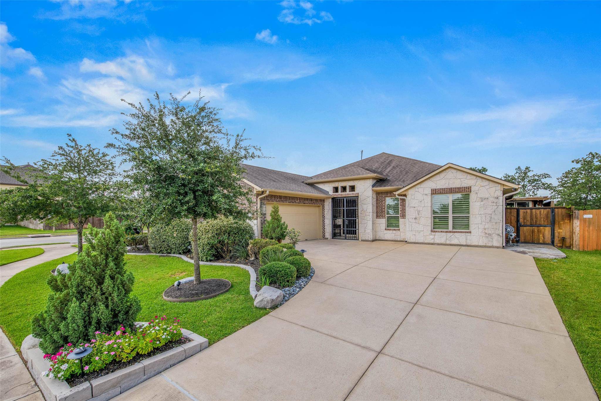 4001 Dunlap LOOP, College Station, TX 77845