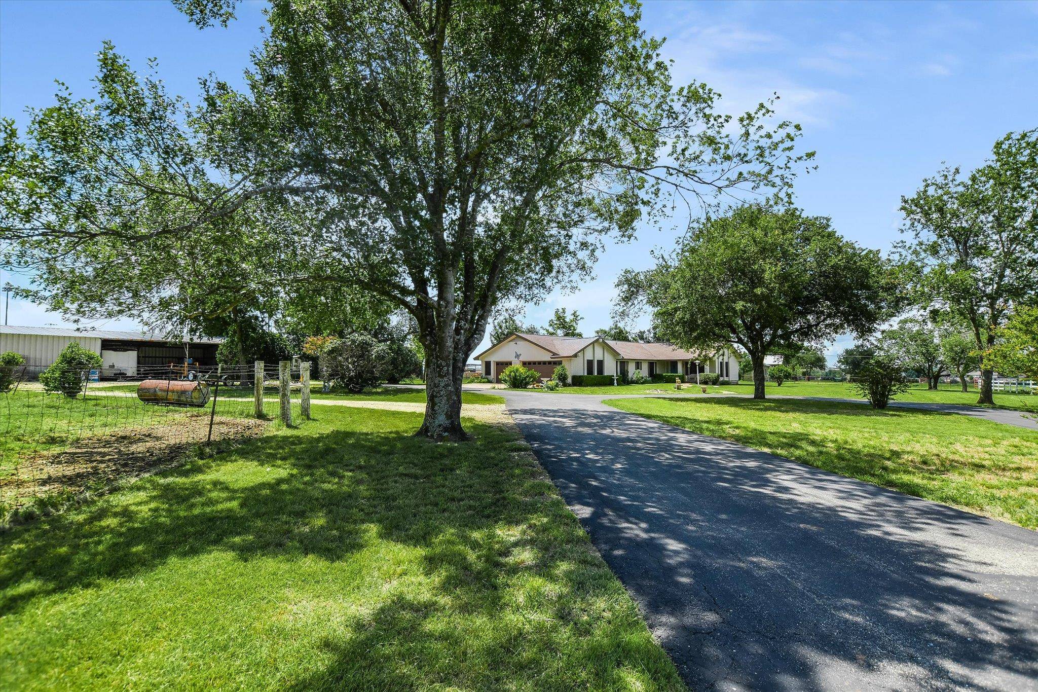 7 Brenda LN, Round Rock, TX 78665