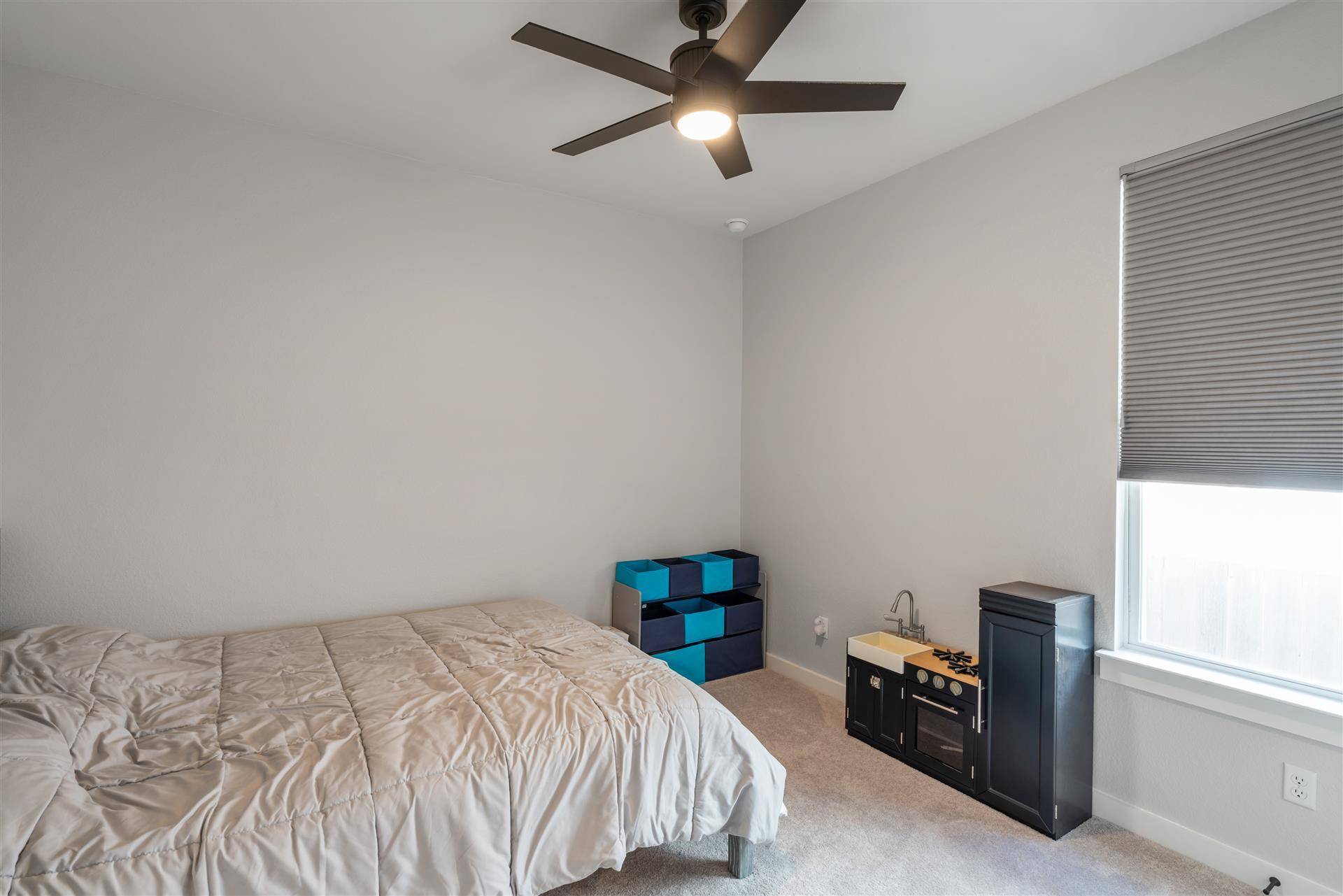 2224 Nightjar Song DR, Leander, TX 78641