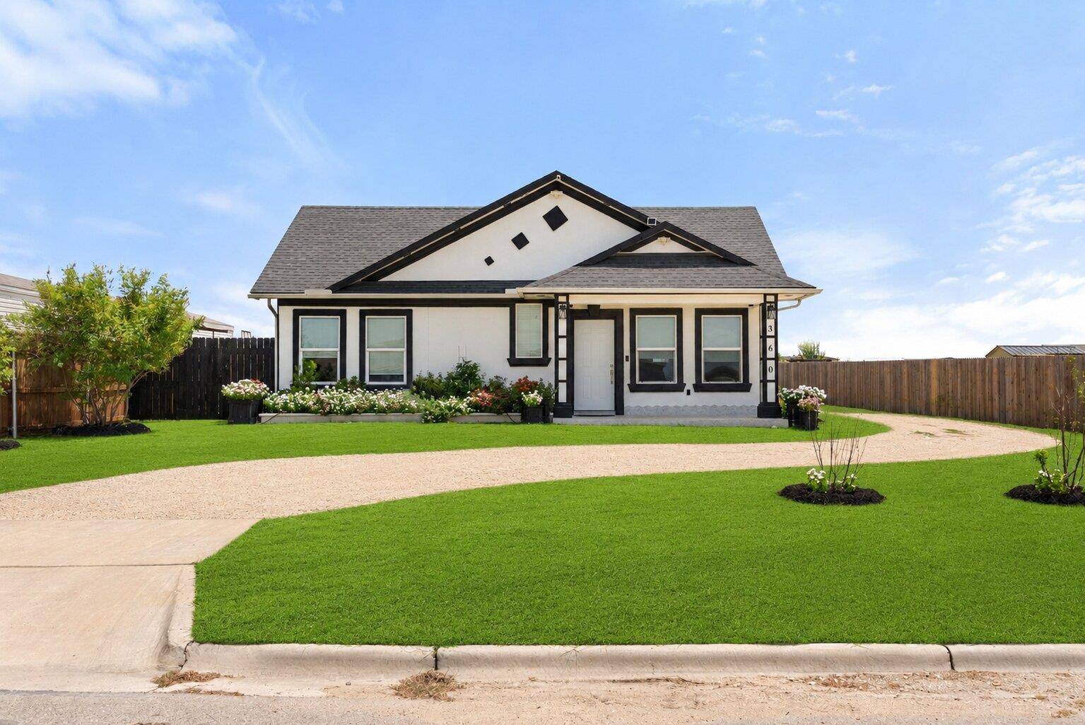 360 Vaquero LN, Kyle, TX 78640