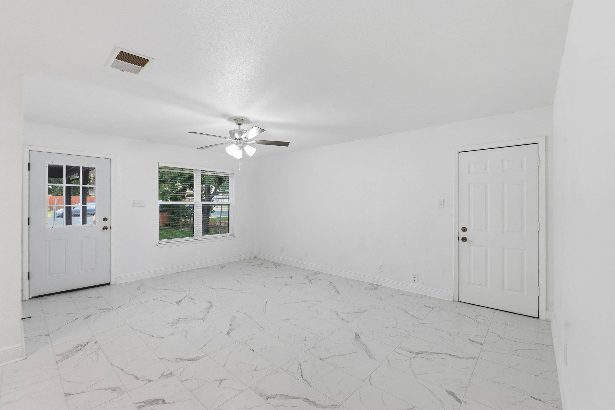8203 Colony Loop DR, Austin, TX 78724
