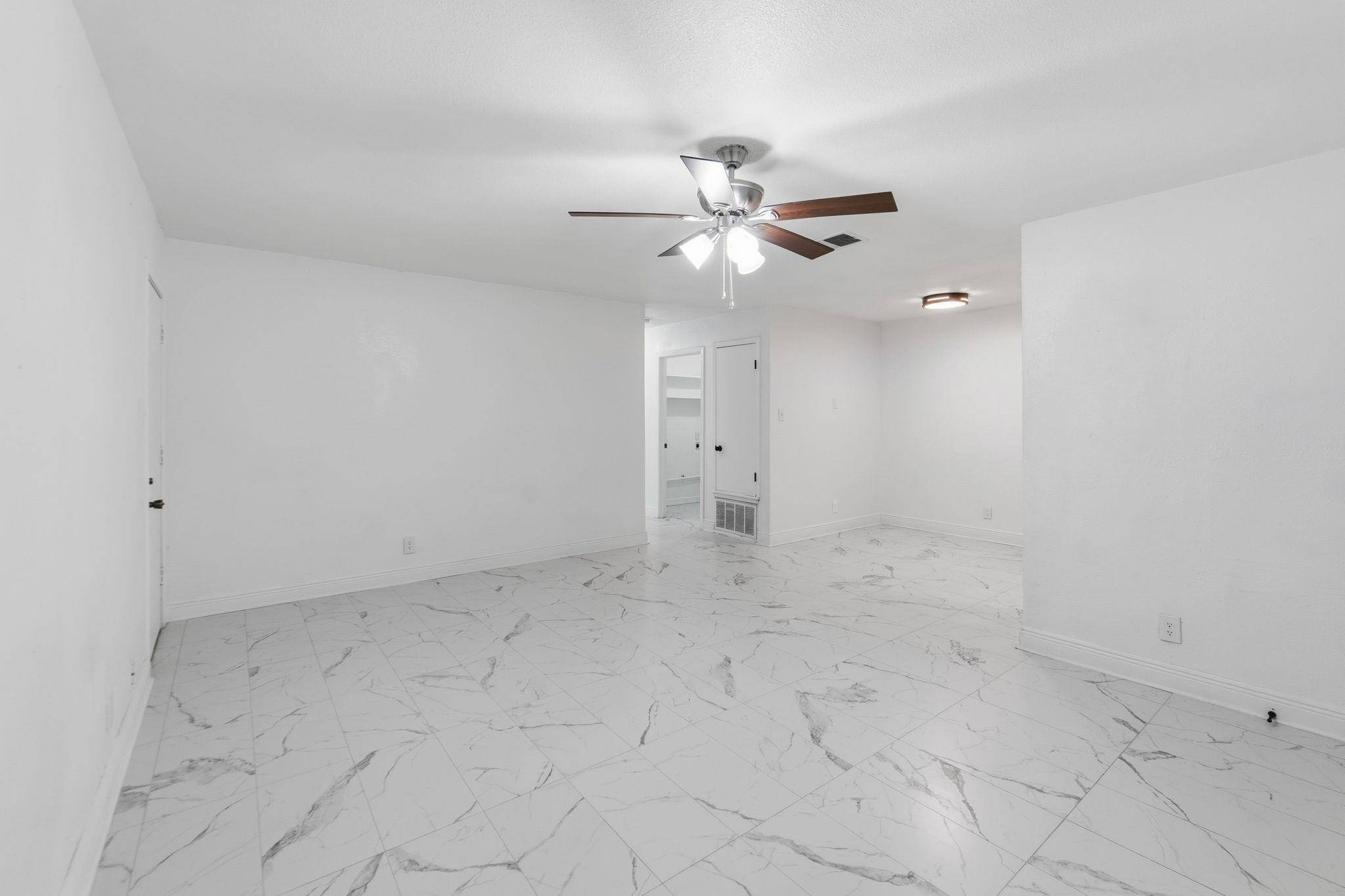 8203 Colony Loop DR, Austin, TX 78724