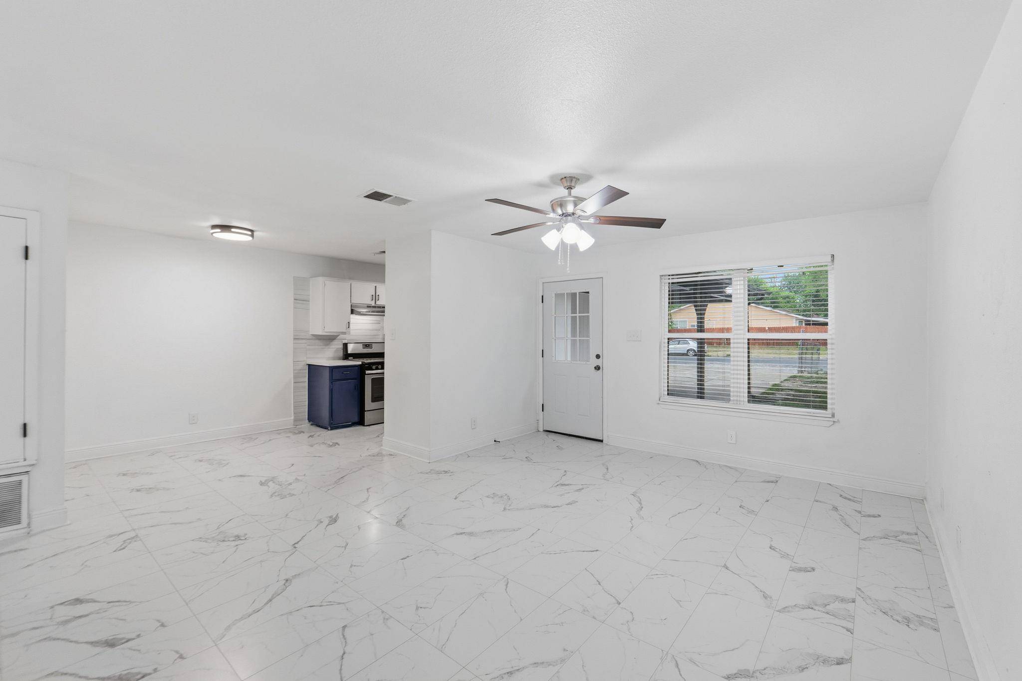 8203 Colony Loop DR, Austin, TX 78724