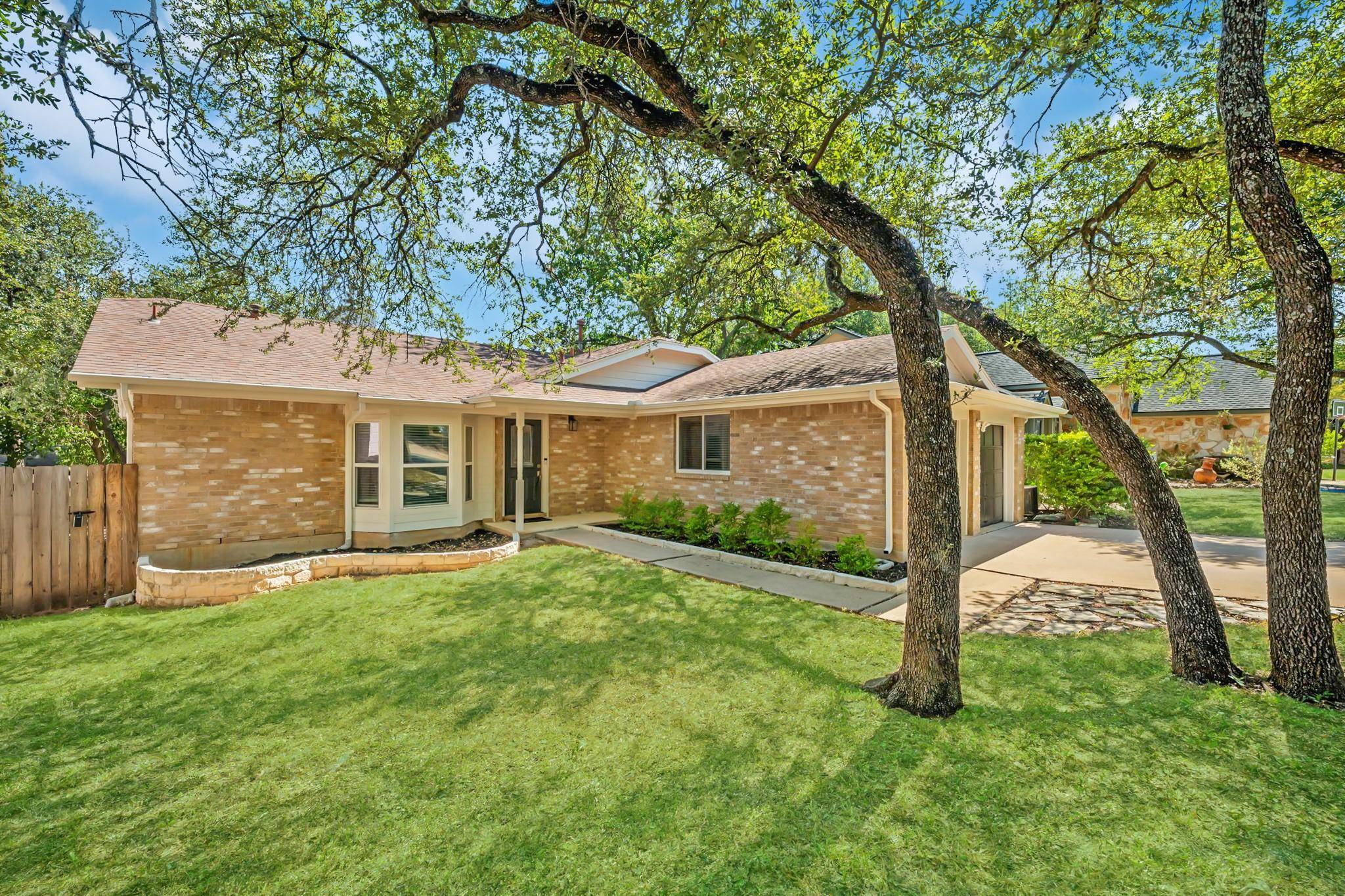 5810 Secrest DR, Austin, TX 78759