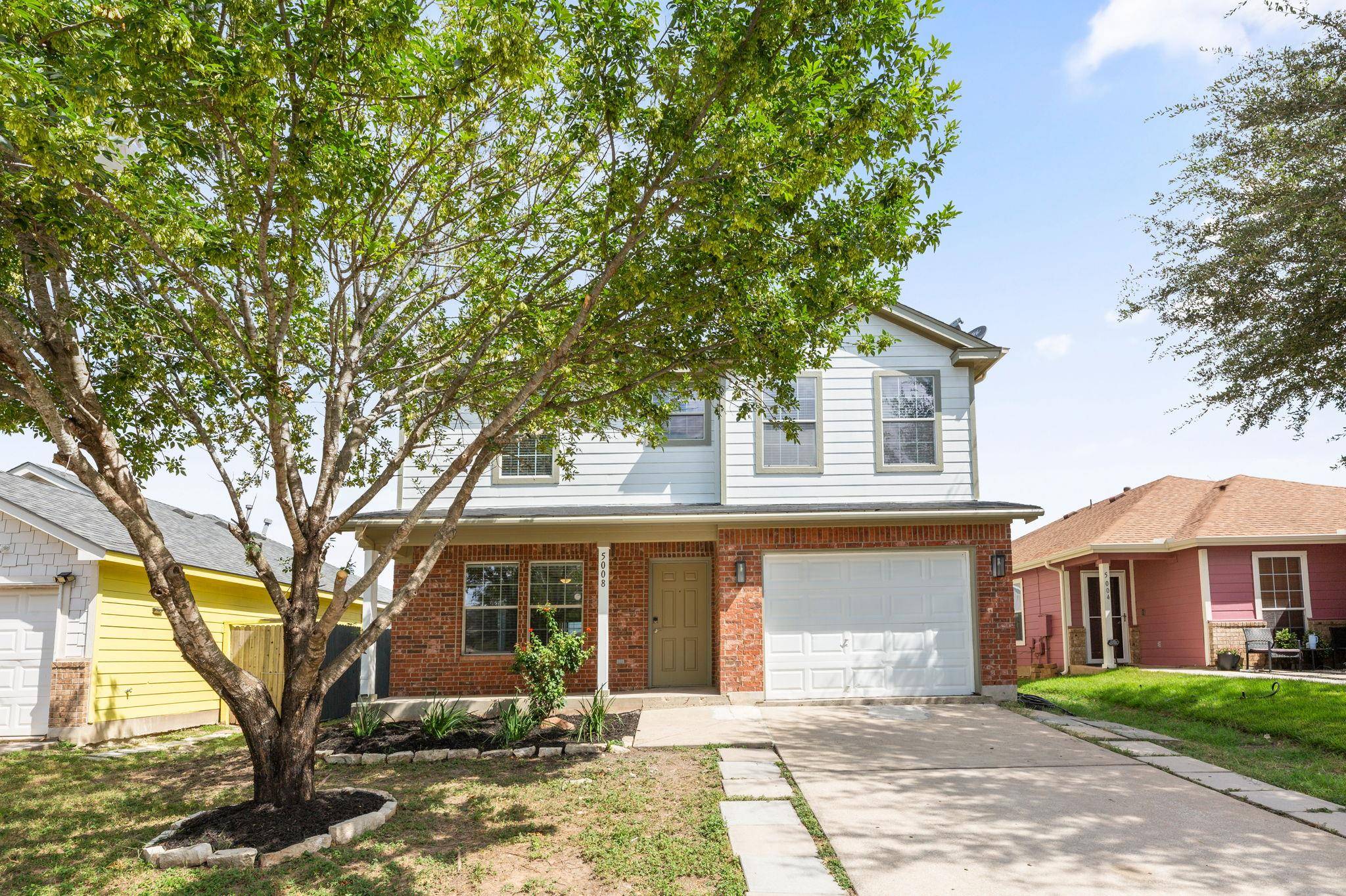 5008 Irvine LN, Del Valle, TX 78617