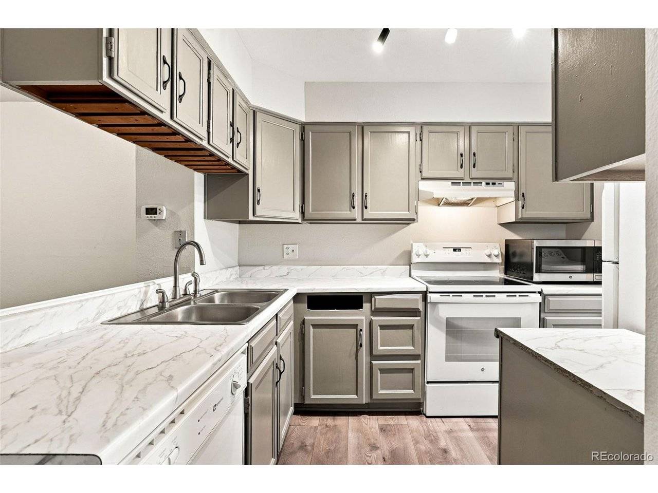 1334 S Idalia, Aurora, CO 80017