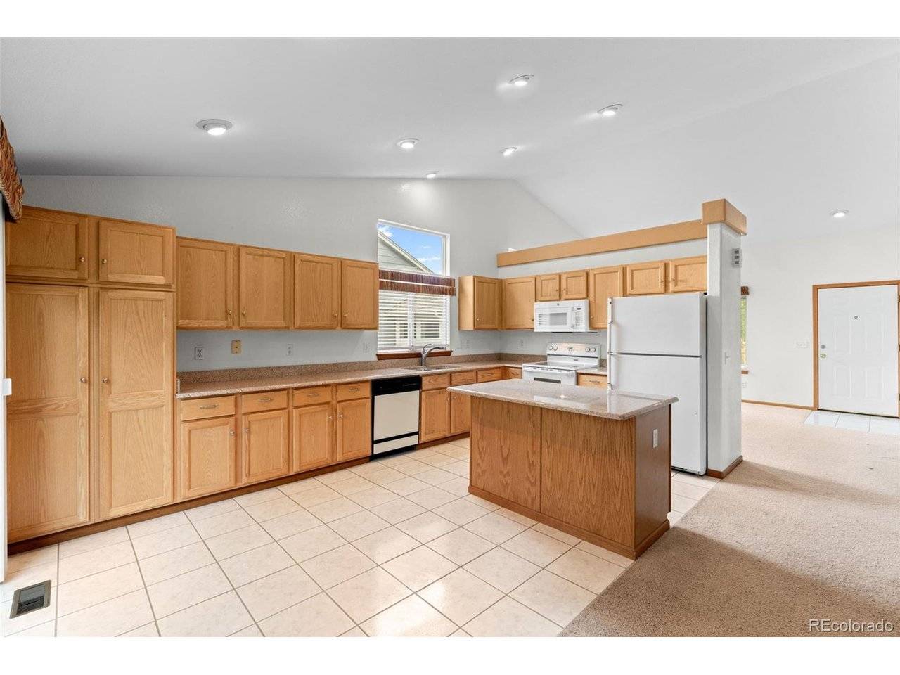 2154 S Waco, Aurora, CO 80013