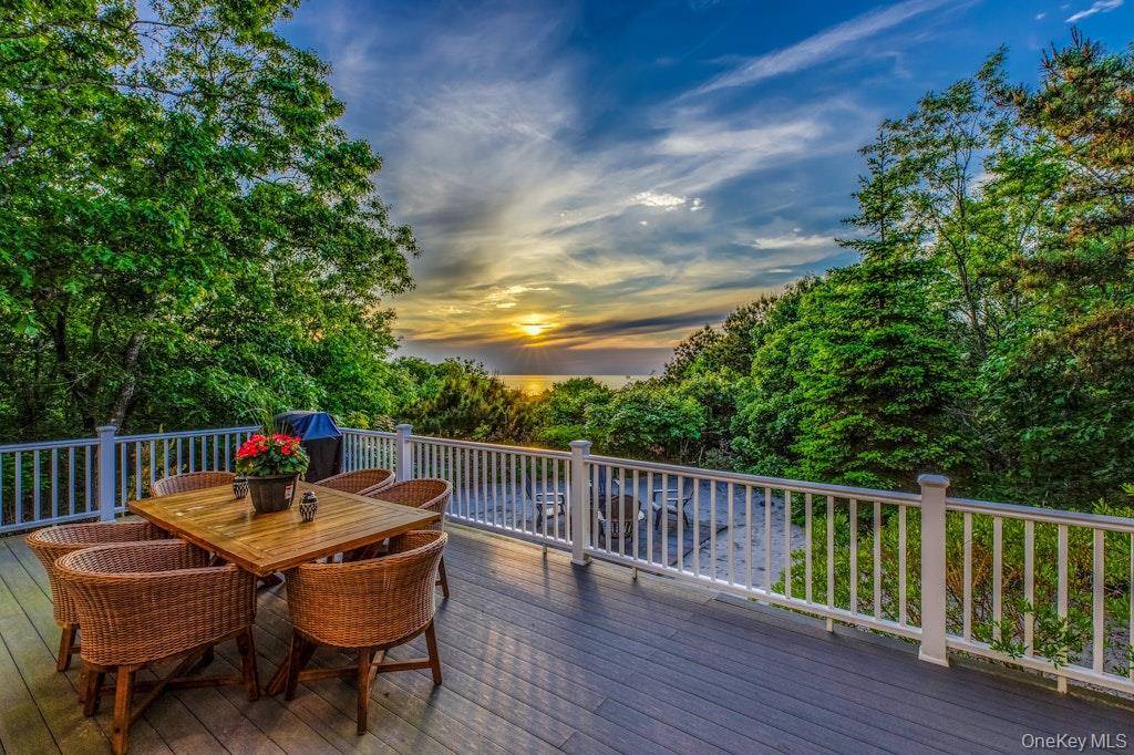 3645 Soundview AVE, Peconic, NY 11958
