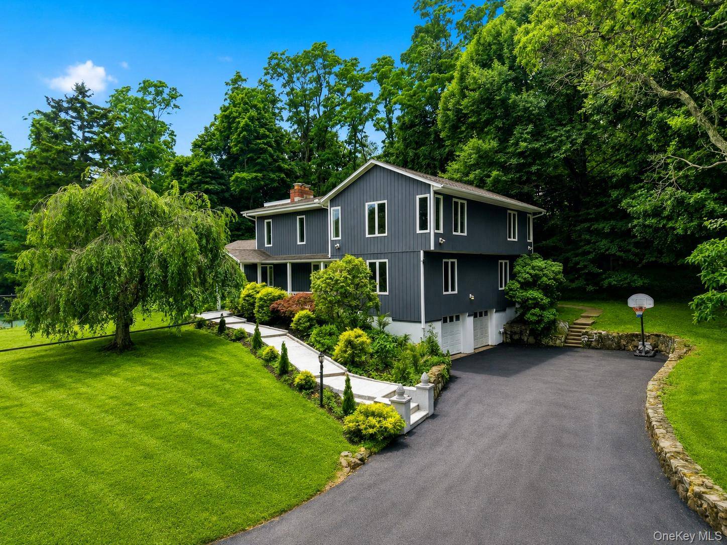 12 E Mount Airy RD, Croton-on-hudson, NY 10520
