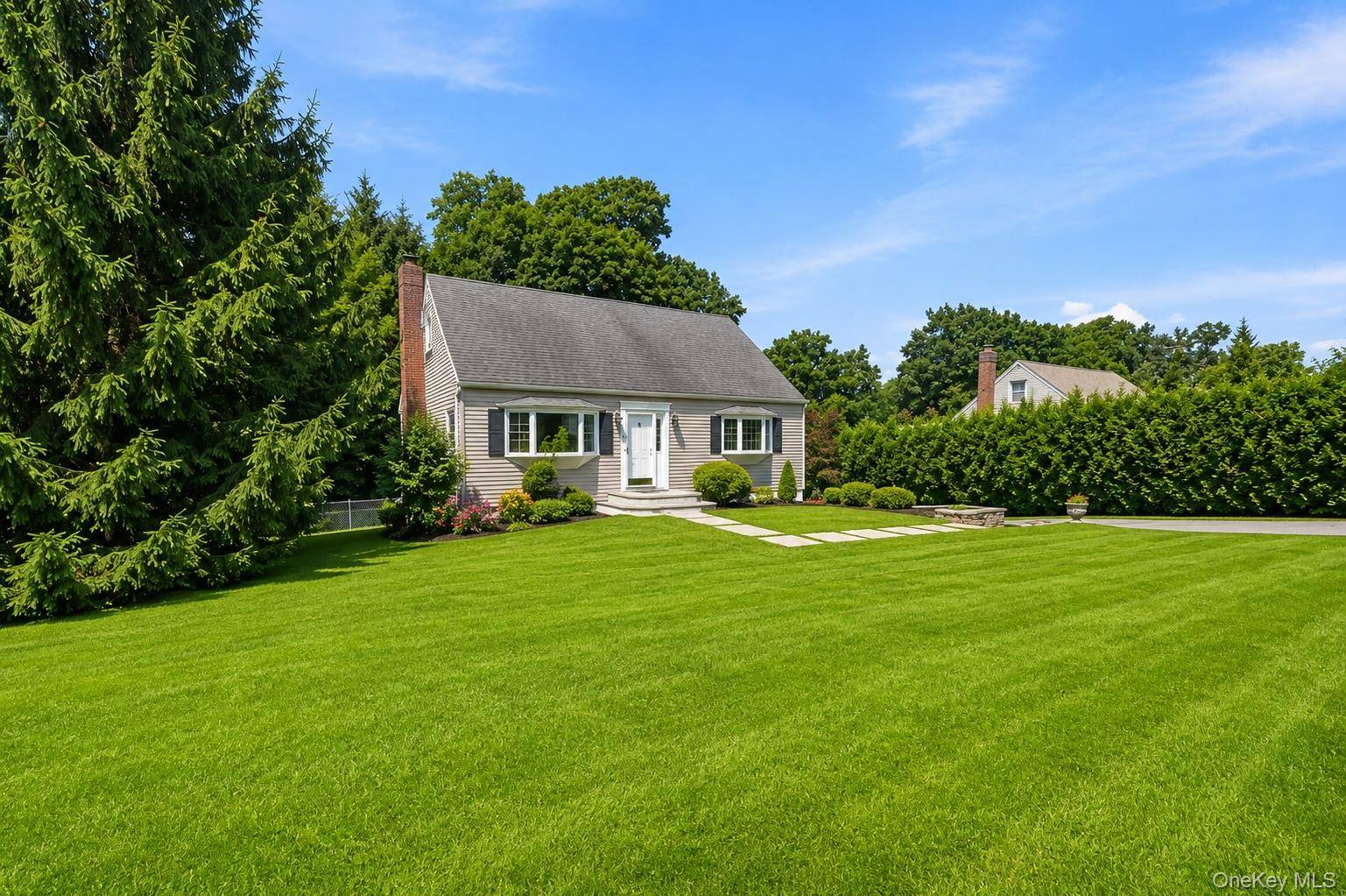 2723 Windmill DR, Yorktown Heights, NY 10598