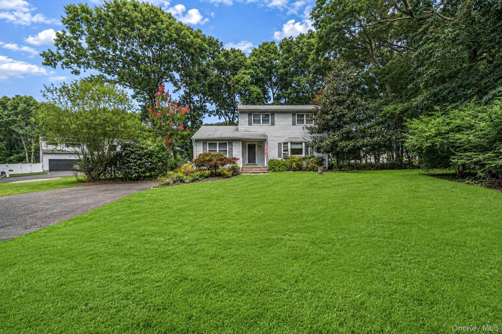 96 Oak street, Centereach, NY 11720