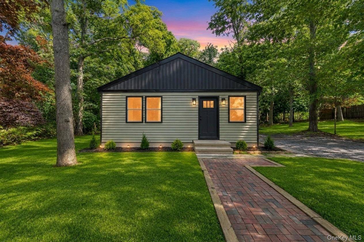 234 Lakeside TRL, Ridge, NY 11961