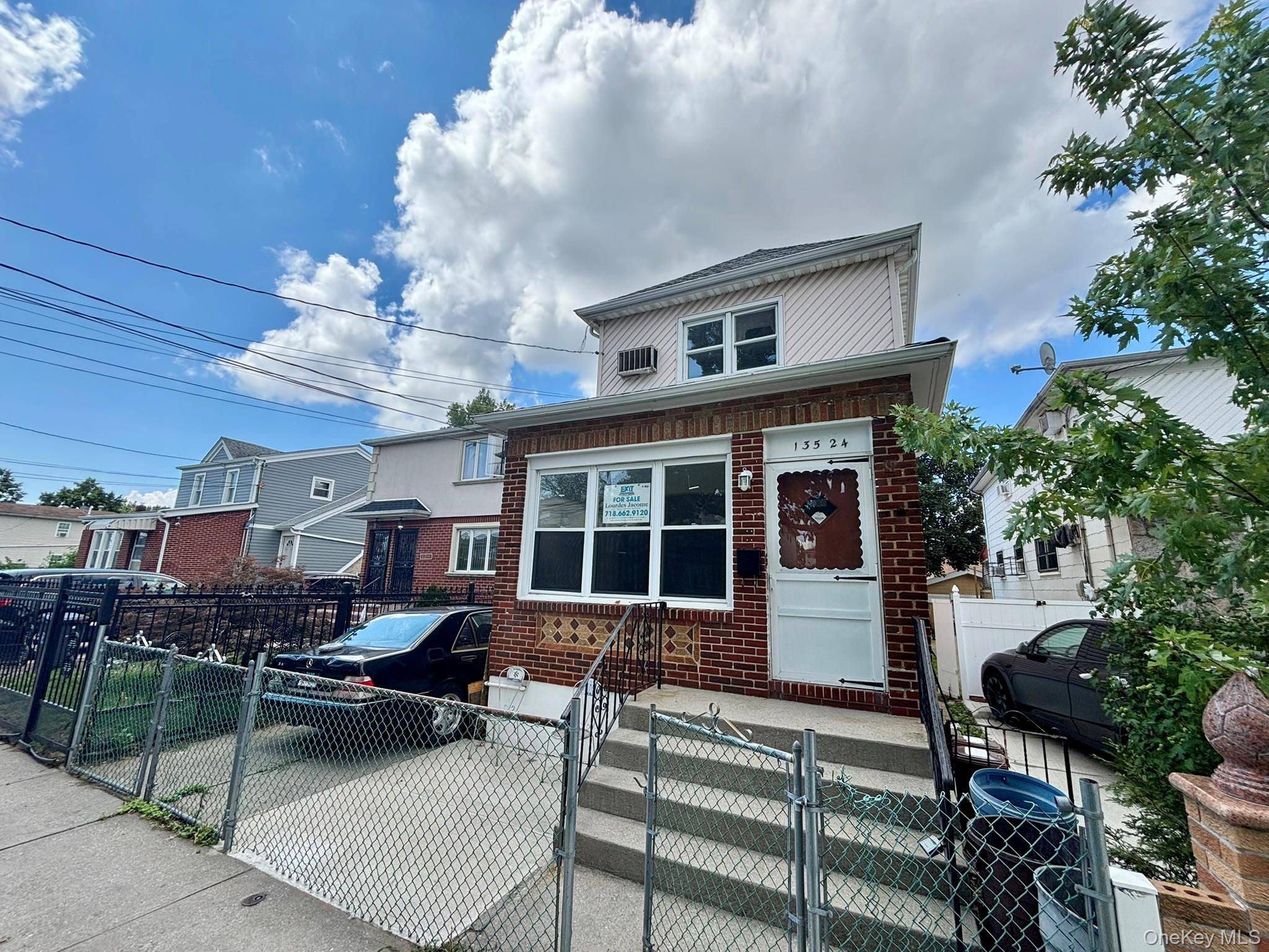 135-24 126th ST, South Ozone Park, NY 11420