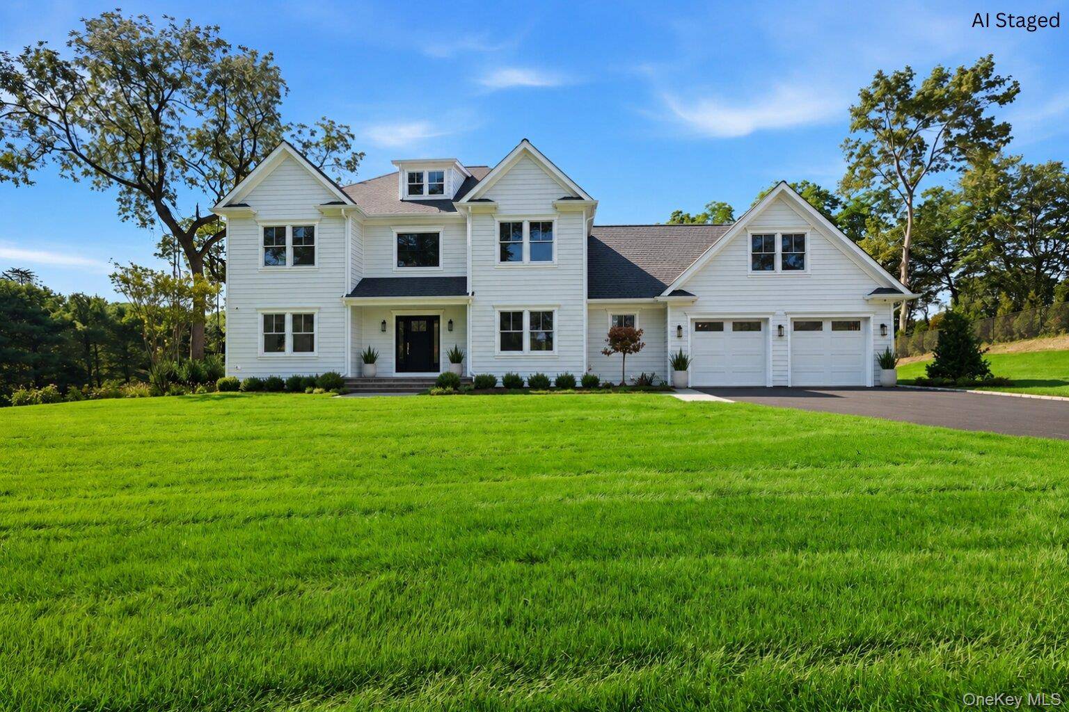 2 Wilder LN, Huntington, NY 11743