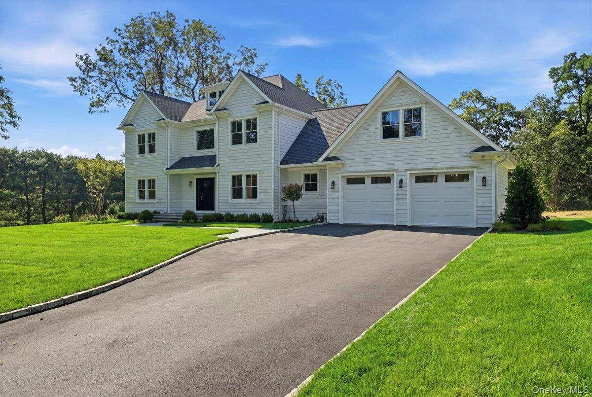 2 Wilder LN, Huntington, NY 11743