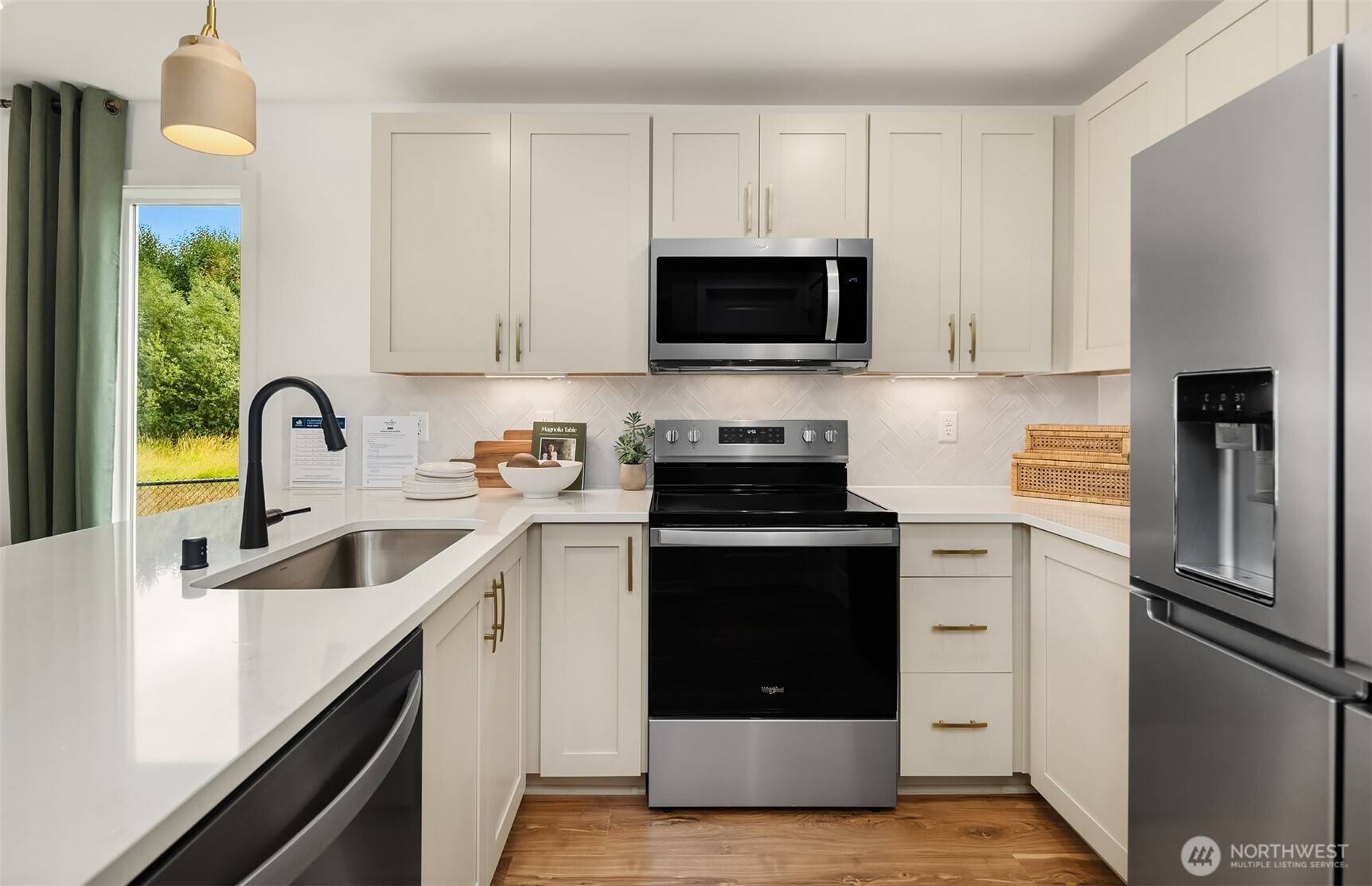 16021 23rd AVE ST NE, Marysville, WA 98271
