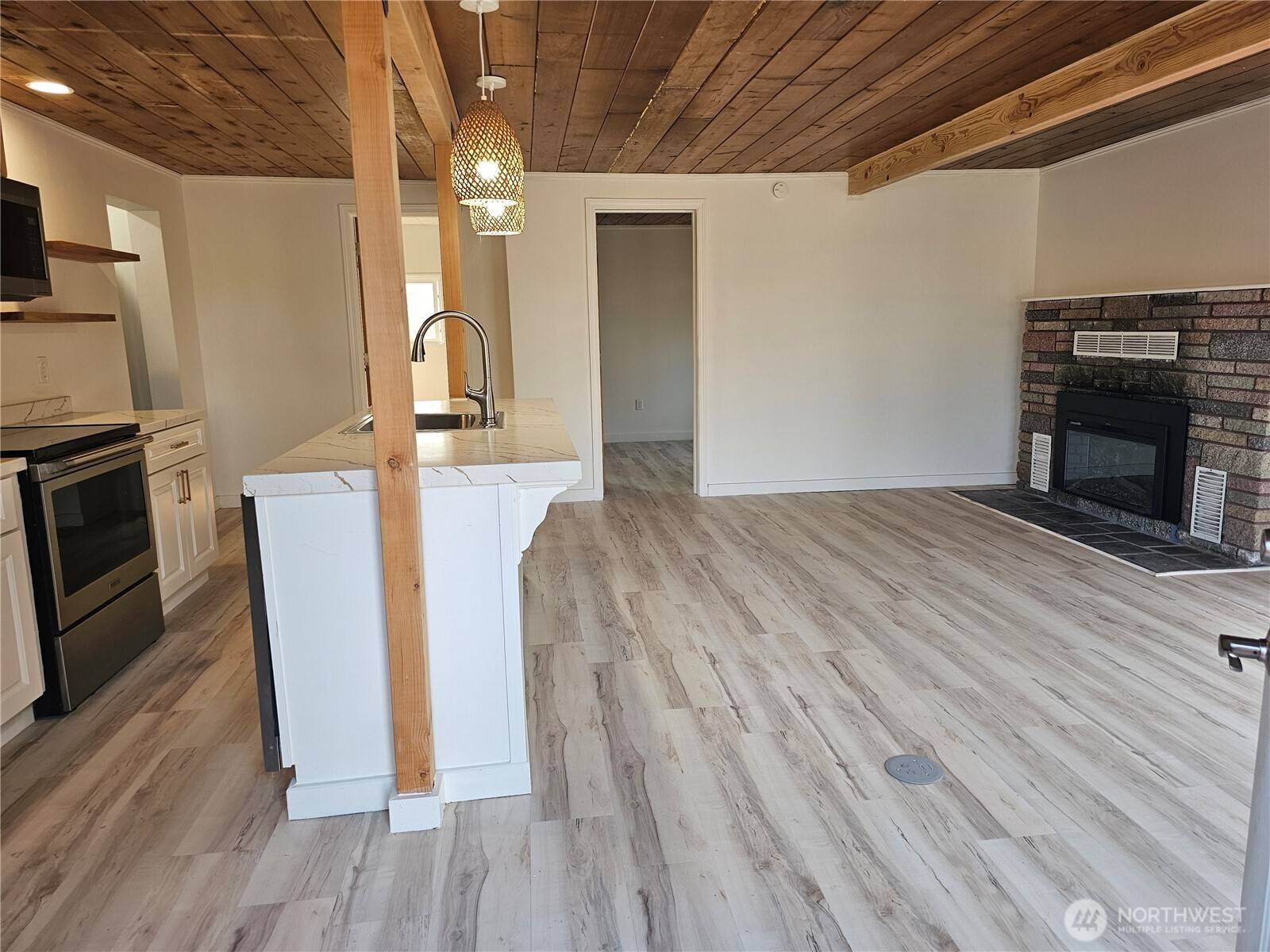 607 S H ST, Port Angeles, WA 98363