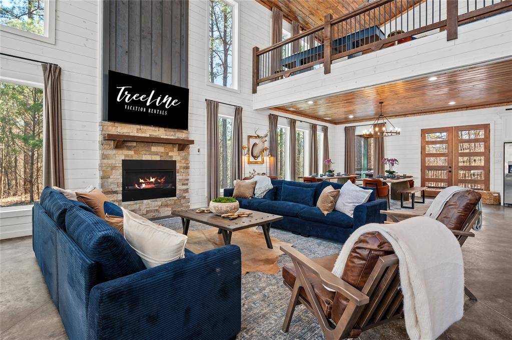 88 Pine Needle LN, Broken Bow, OK 74728