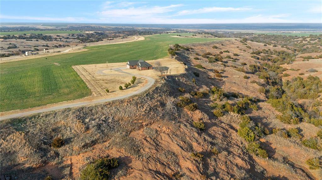 92992 N 2450 RD, Thomas, OK 73669