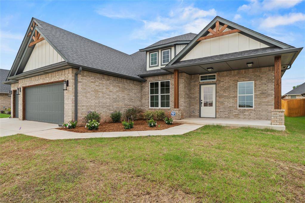 10500 SW 50th ST, Mustang, OK 73064