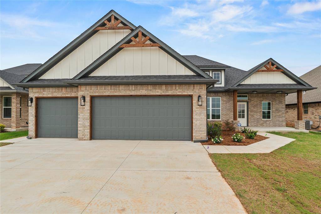 10500 SW 50th ST, Mustang, OK 73064