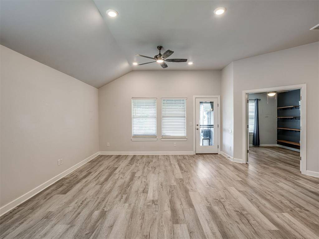 421 Kearny LN, Yukon, OK 73099