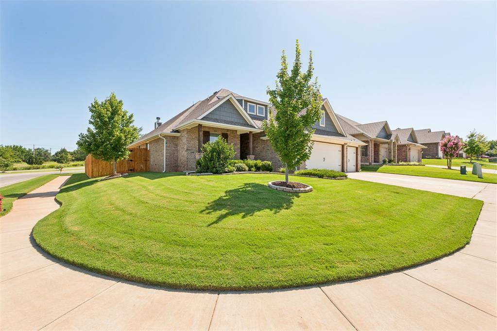 4208 Armstead AVE, Edmond, OK 73012